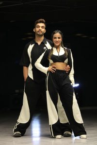 Duo Twisters Act